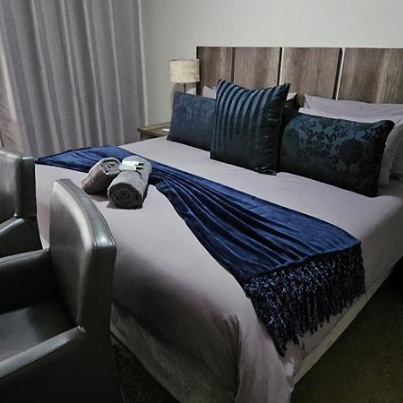 Blue Sparrow Guest House Middelburg  Extérieur photo